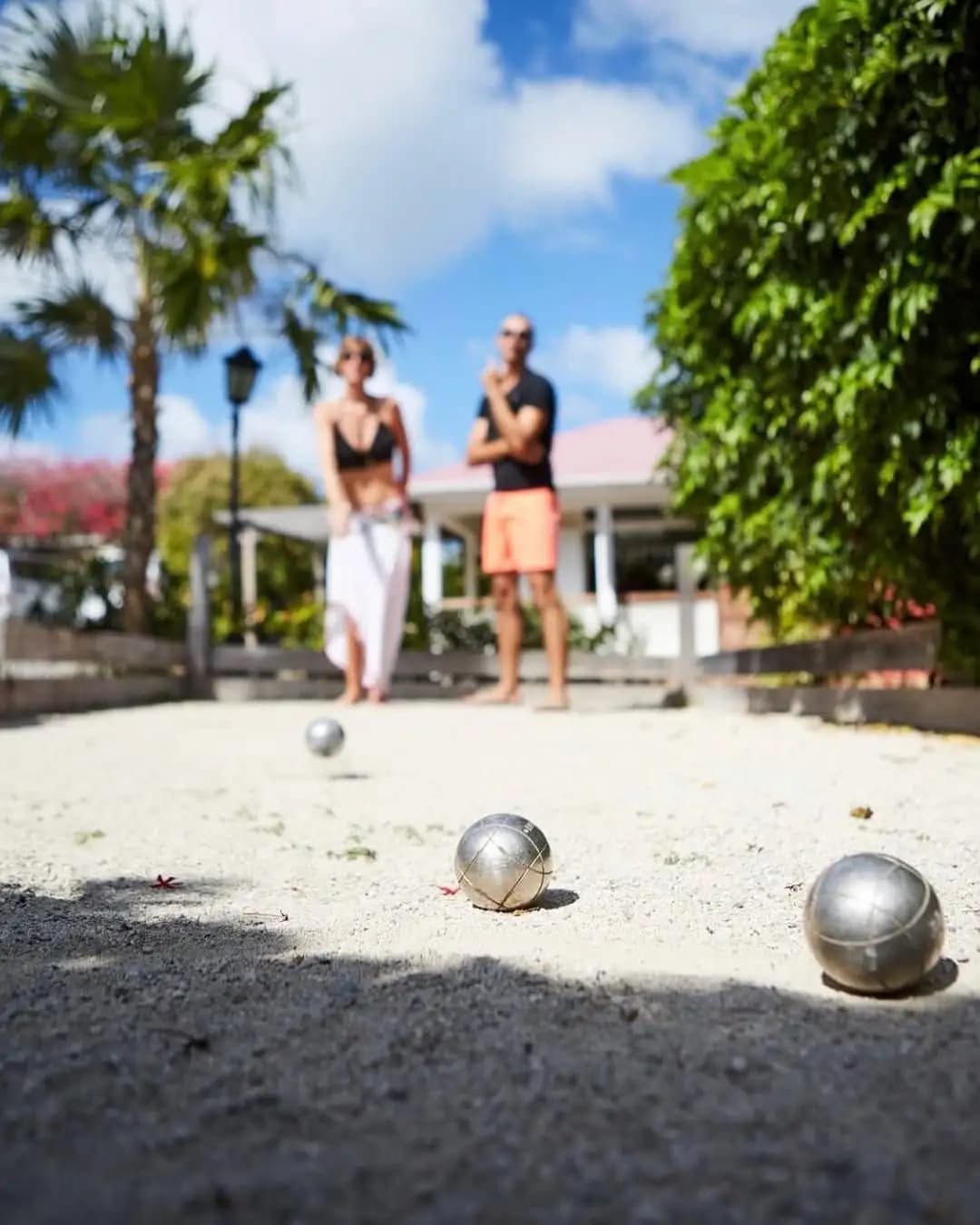 Pétanque under the palms